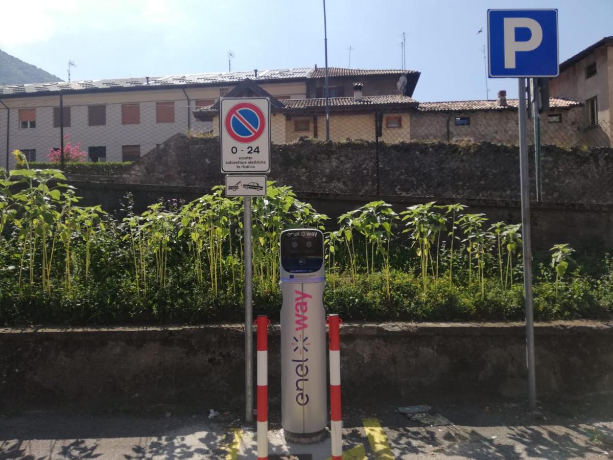 Aros Mountain Lake Iseo Hospitaliy Pisogne Exteriör bild